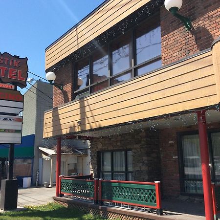 Motel Rustik Châteauguay Heights Exteriör bild