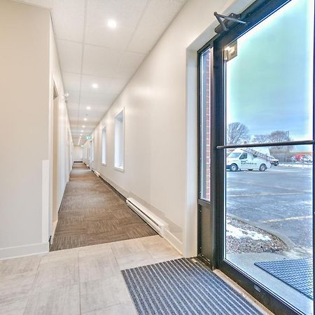 Motel Rustik Châteauguay Heights Exteriör bild